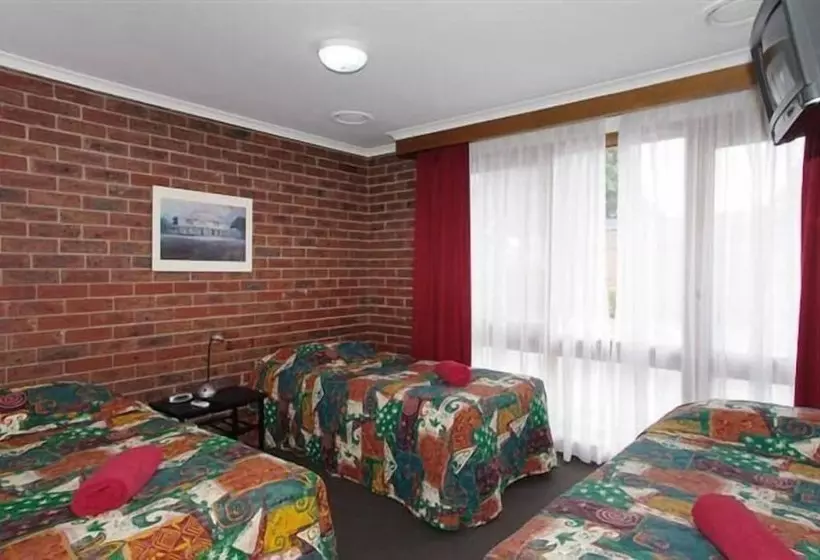 Kardinia Park Motel