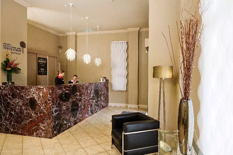 Majestic Old Lion Apartments