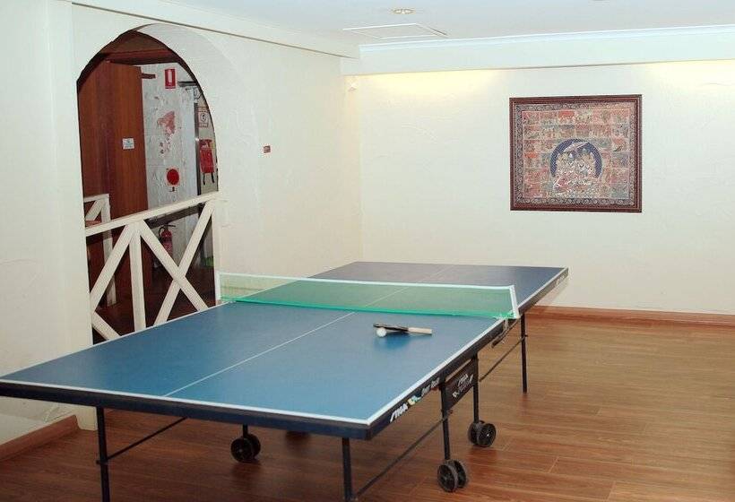 منتجع El Lago Waters