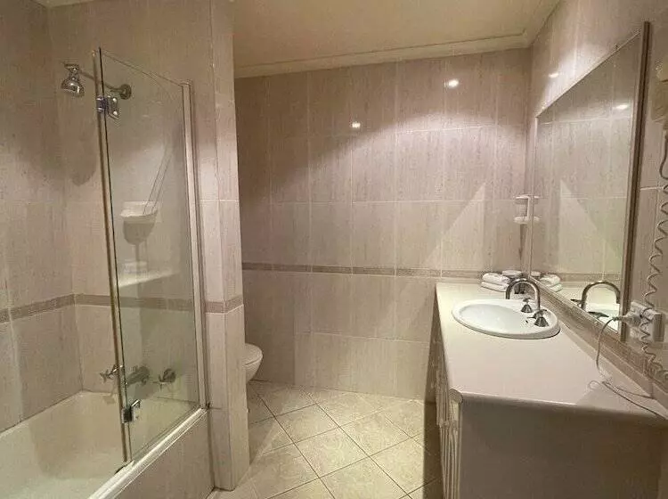 渡假胜地 El Lago Waters