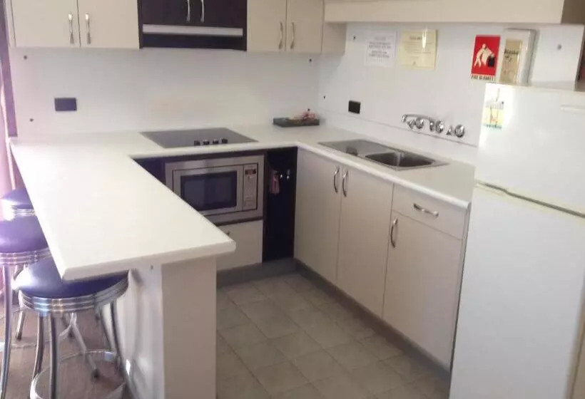 The Central Hotel Motel Lakes Entrance