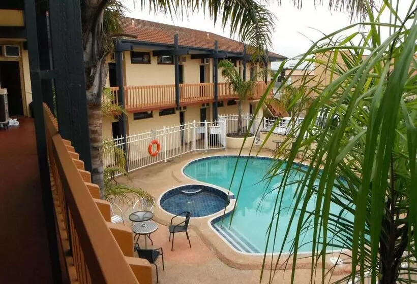 The Central Hotel Motel Lakes Entrance