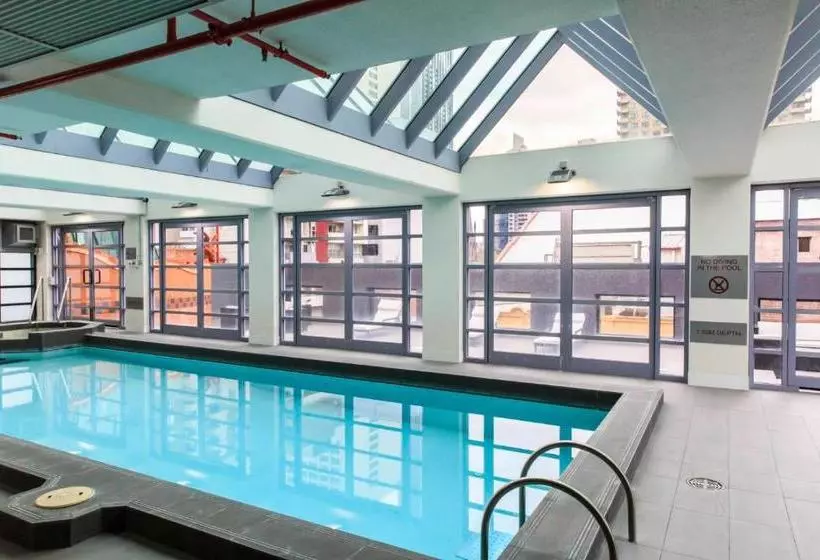 Paramount Serviced Apartments