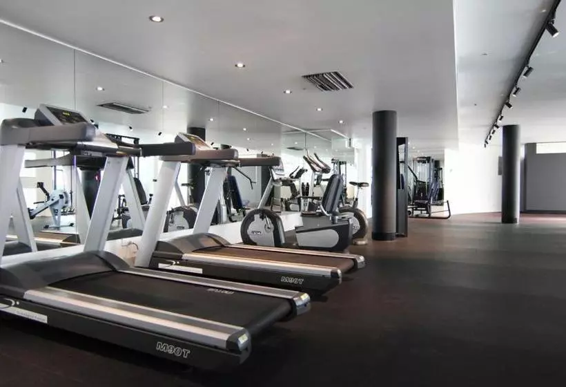 Paramount Serviced Apartments