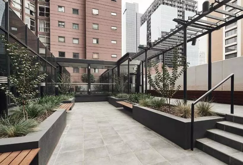 Paramount Serviced Apartments