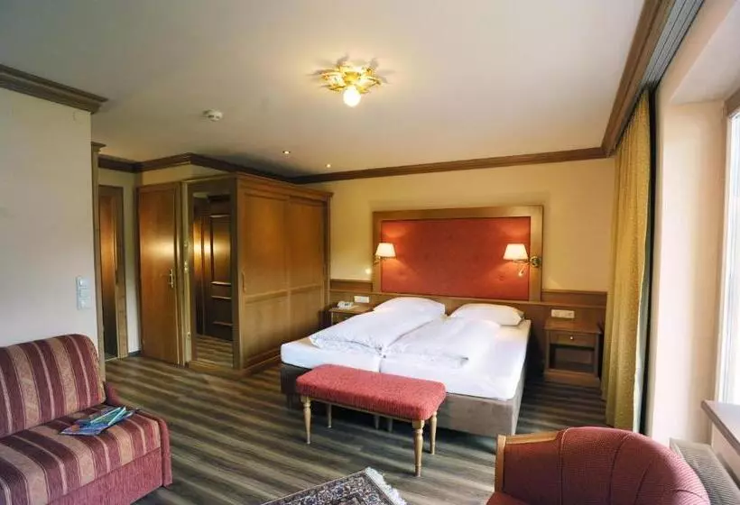 ホテル Das Pfandler