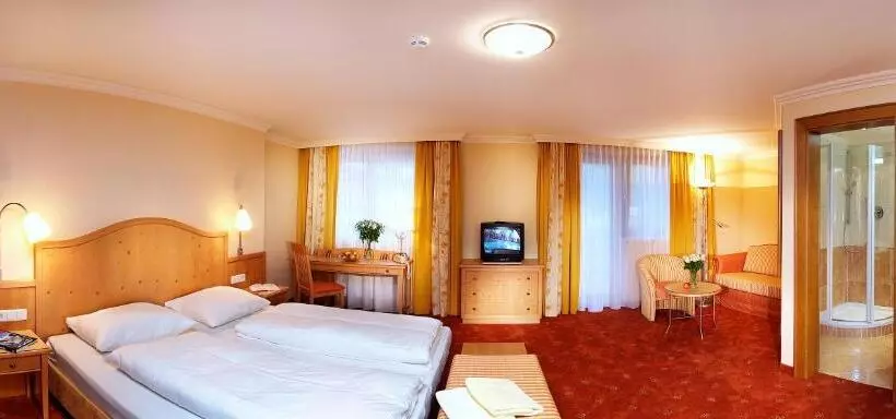 ホテル Das Pfandler