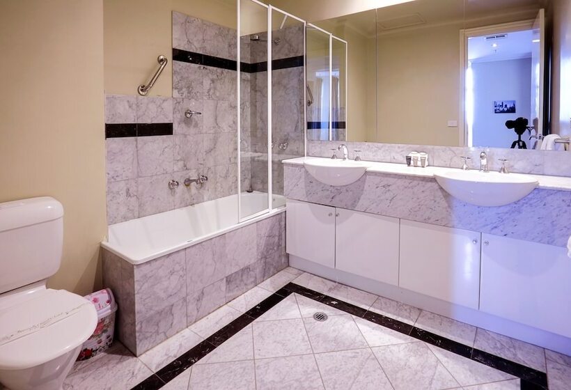 בית מלון כפרי Flinders Landing Apartments