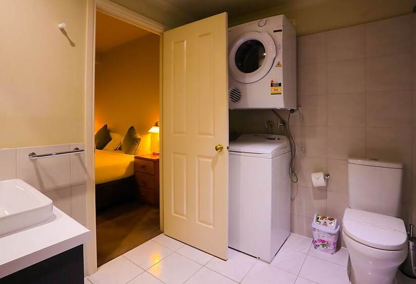 בית מלון כפרי Flinders Landing Apartments