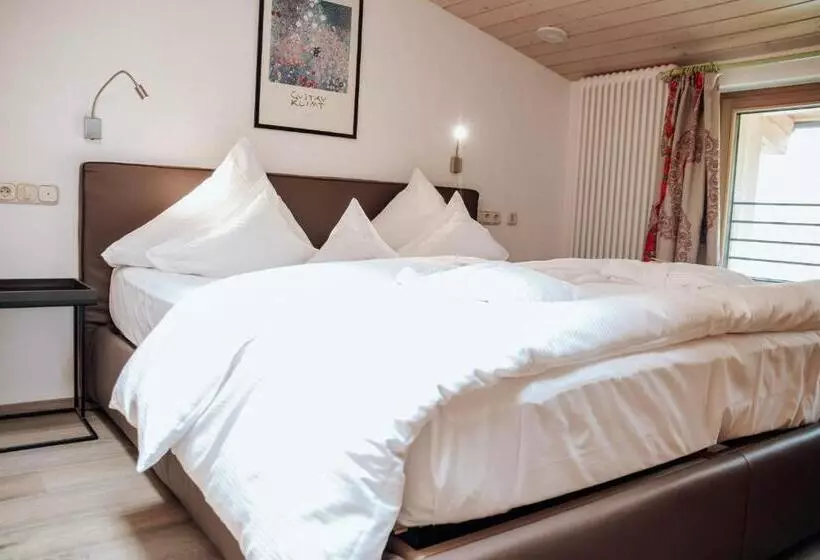 هتل Goldener Berg