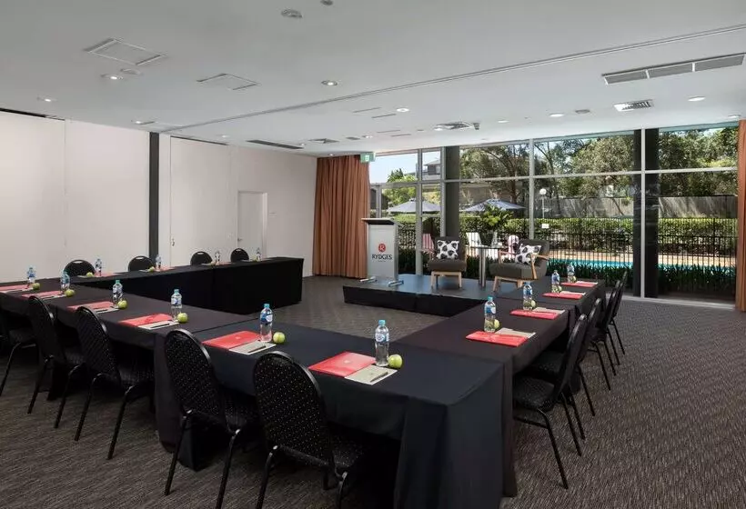 호텔 Rydges Bankstown
