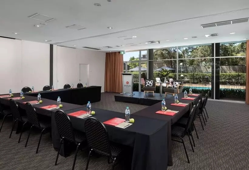 호텔 Rydges Bankstown