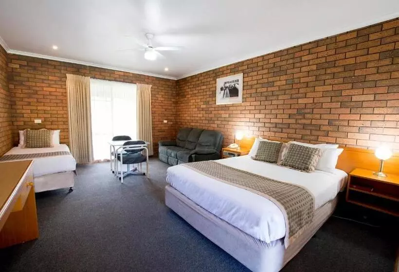 酒店 Sportslander Motor Inn