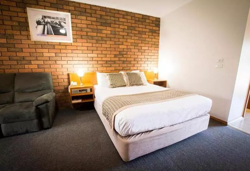 酒店 Sportslander Motor Inn