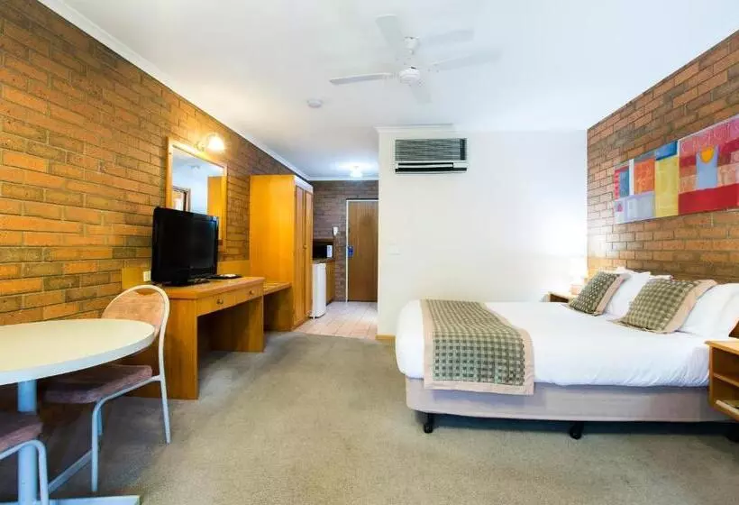 酒店 Sportslander Motor Inn