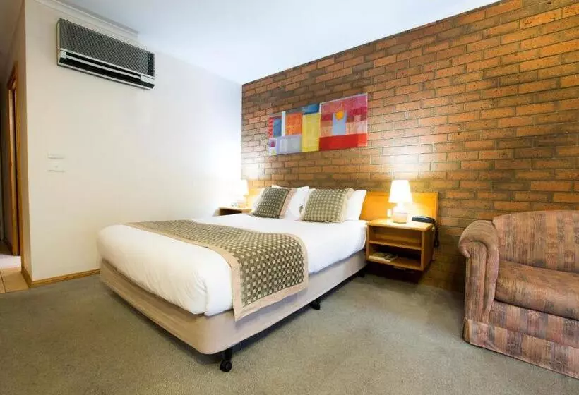 酒店 Sportslander Motor Inn