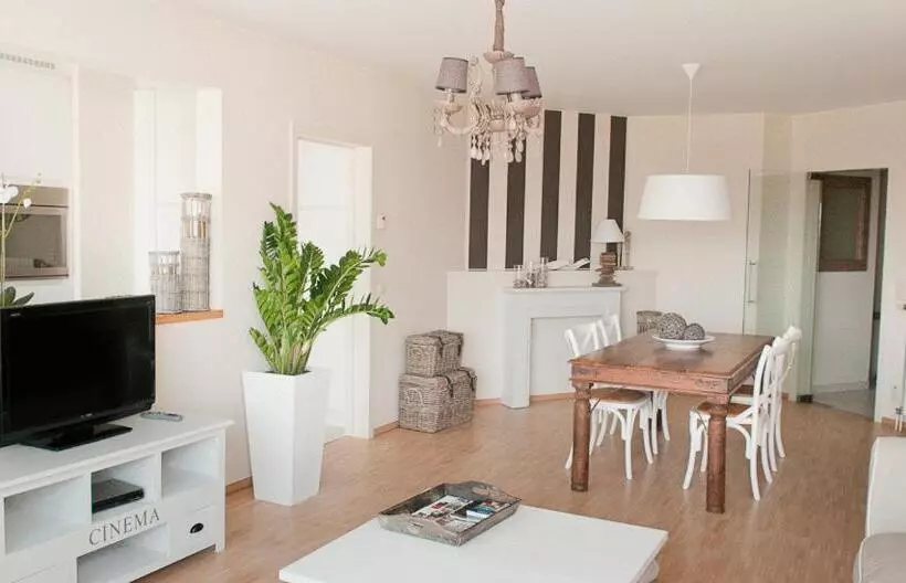 Отель Du Bassin