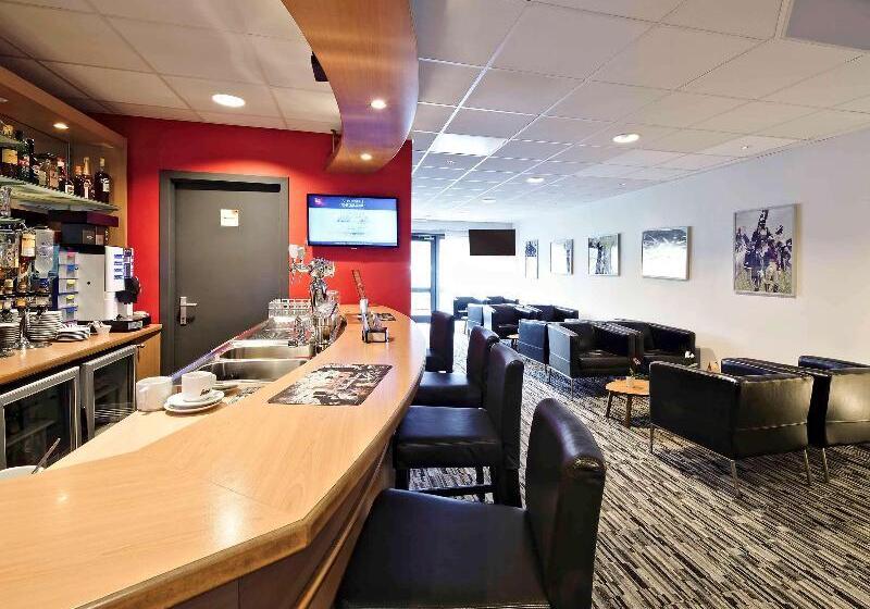 هتل Ibis Brussels Waterloo