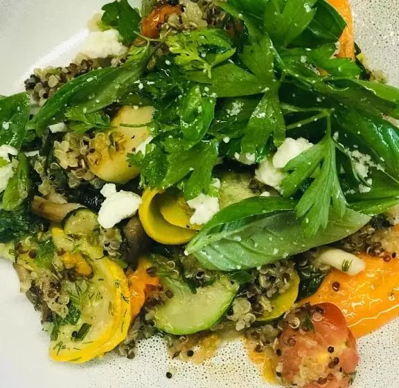 בית מלון כפרי Internos