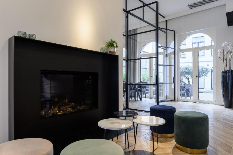 هتل Rubensgrote Markt