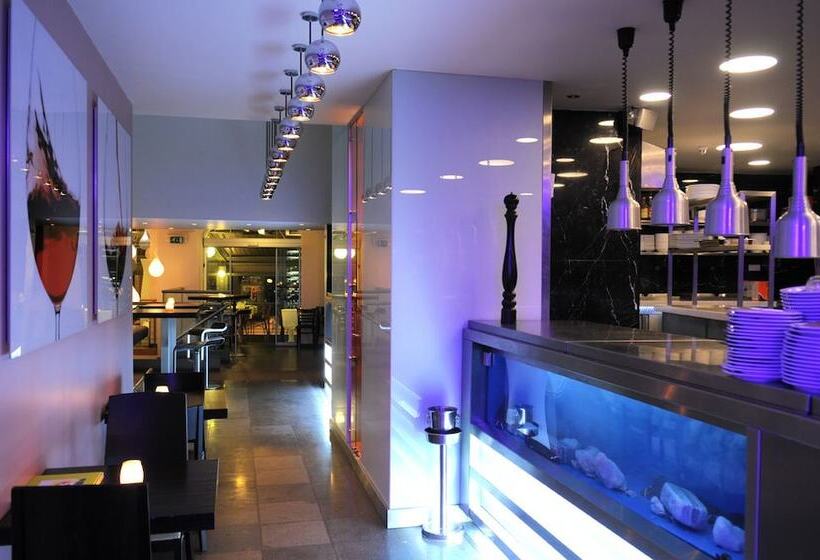 בית מלון כפרי The Century