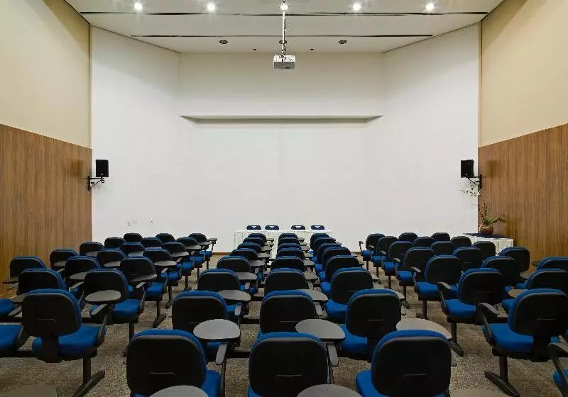 Hotel Address Faria Lima by Intercity