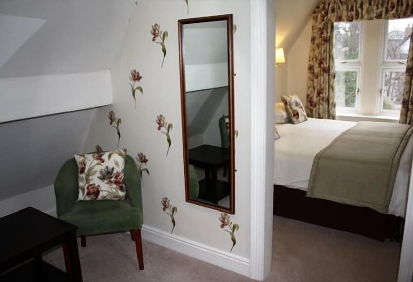 فندق Ascot House