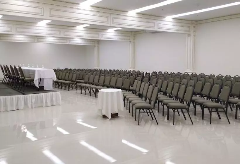 酒店 Continental Porto Alegre By Samba