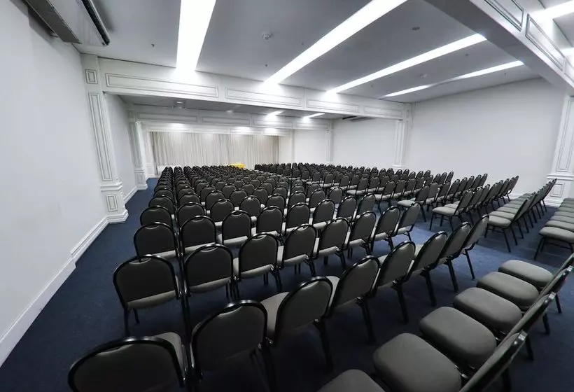 酒店 Continental Porto Alegre By Samba