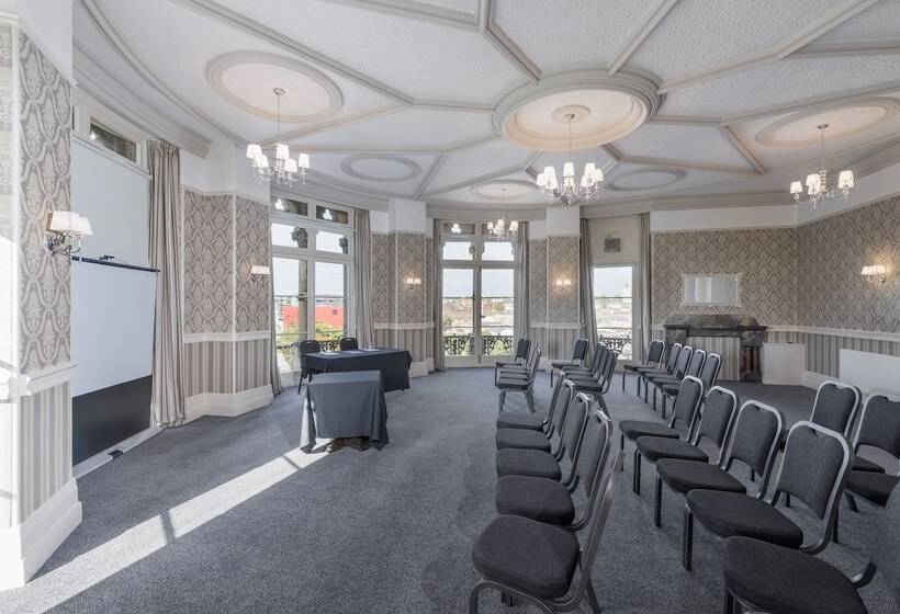 Hotel Duke Of Cornwall