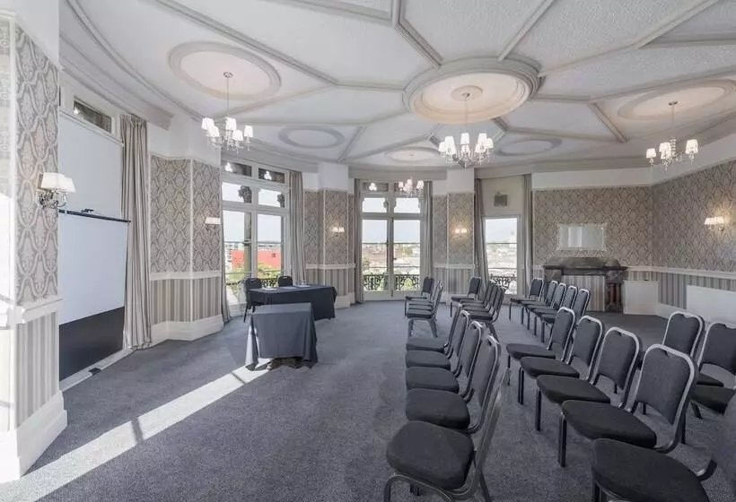 酒店 Duke Of Cornwall