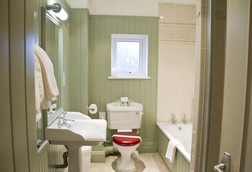 Hotel Duke Of Cornwall