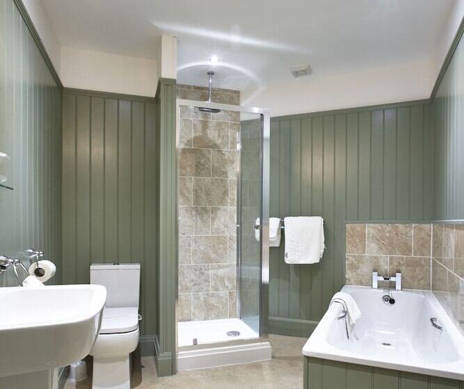 Hotel Duke Of Cornwall