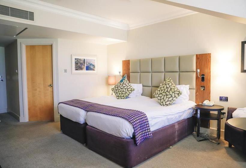 酒店 Five Lakes Resort