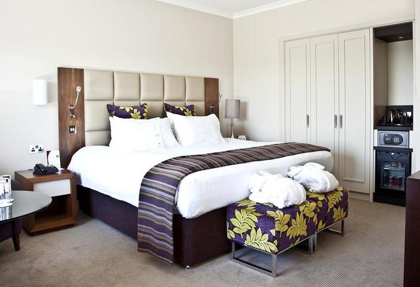 酒店 Five Lakes Resort