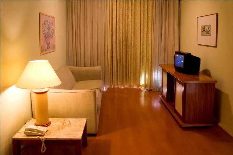 Hotelli Mc Flats Leblon Inn