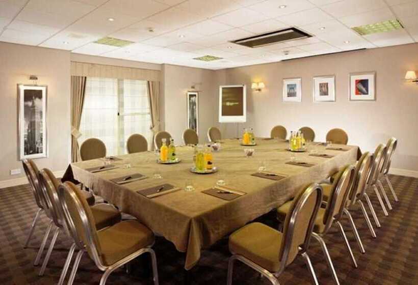 Regency Park Hotel, Health Club & Spa