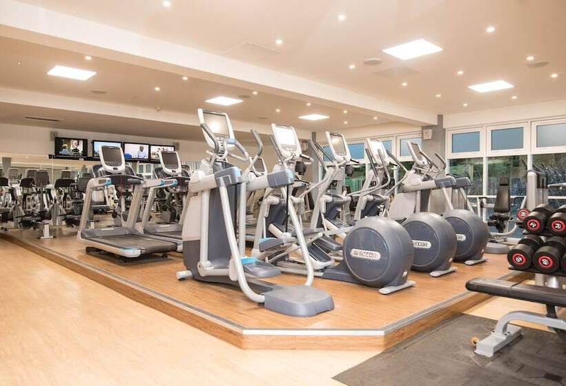 Regency Park Hotel, Health Club & Spa