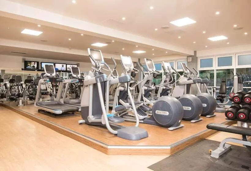 Regency Park Hotel, Health Club & Spa