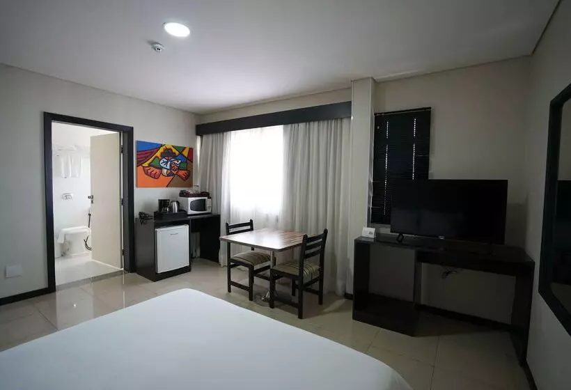 בית מלון כפרי Wyndham Golden Foz Suites