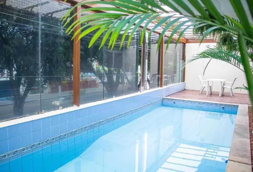 בית מלון כפרי Prestige Manaus