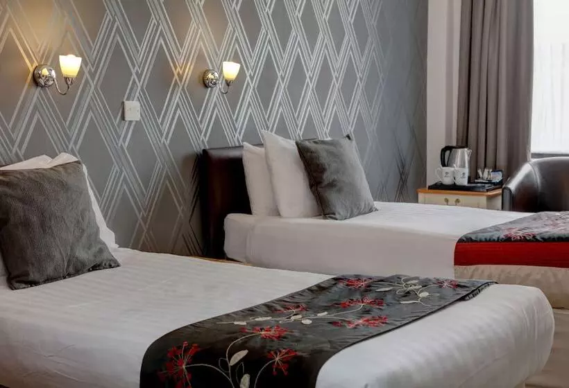 Отель Best Western Princes Marine