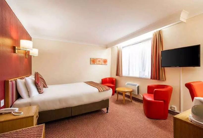 Отель Comfort Inn Arundel