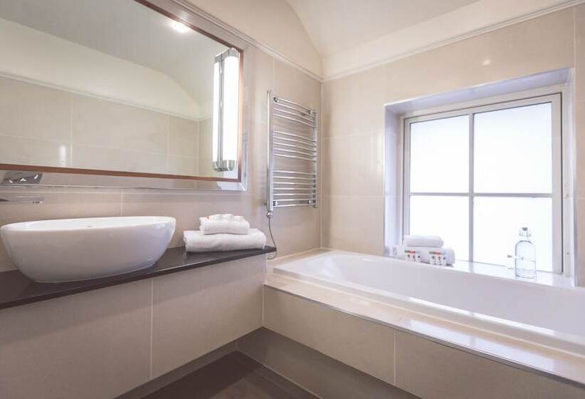 فندق Dukes At Queens Boutique