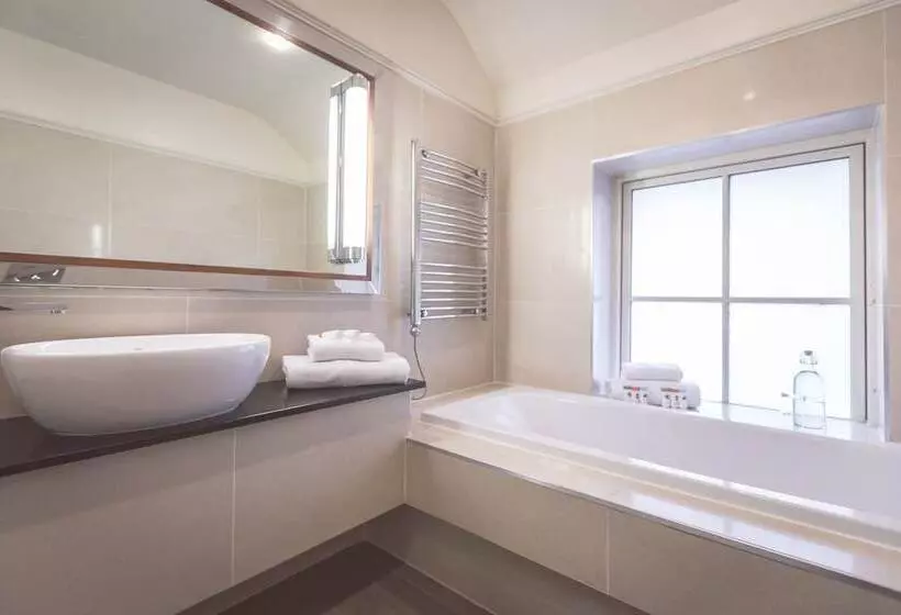 ホテル Dukes At Queens Boutique