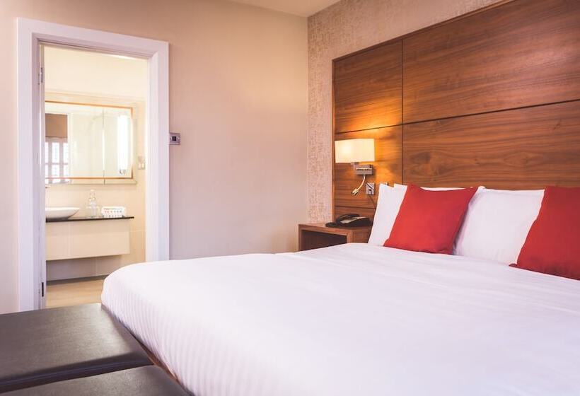 فندق Dukes At Queens Boutique