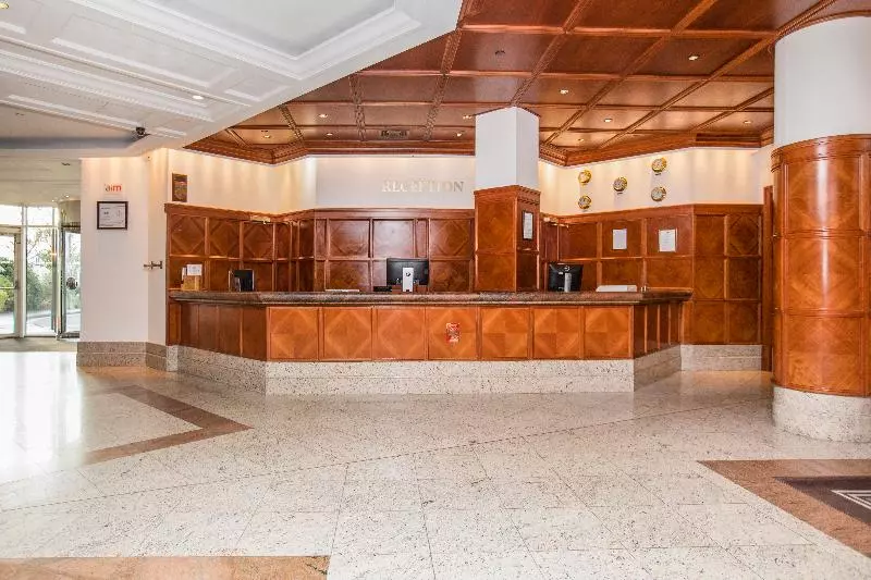 酒店 Leonardo Royal Southampton Grand Harbour