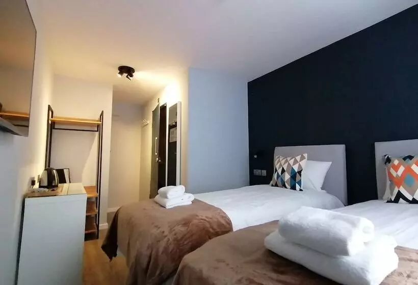 בית מלון כפרי Smart Hyde Park View Hostel