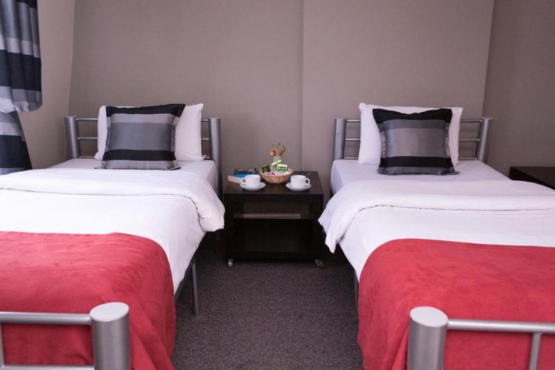 هتل Smart Hyde Park View Hostel