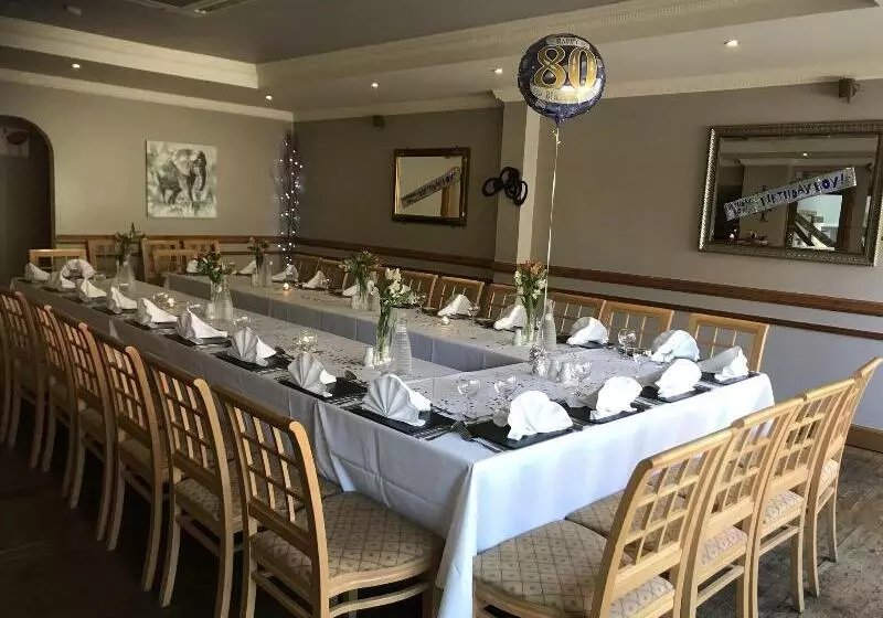 בית מלון כפרי The George